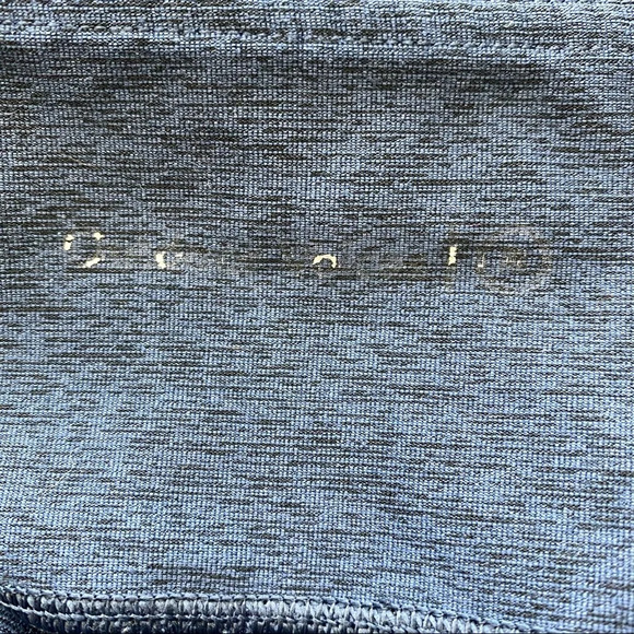 Outdoor Voices Two Tone TechSweat Kneecap Leggings - Picture 9 of 11